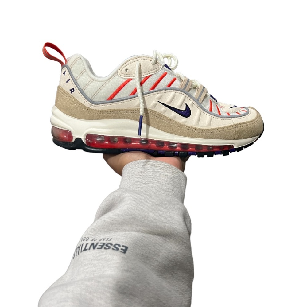 Air Max 98 Sail Purple Size 6.5Y Used in Good Condition